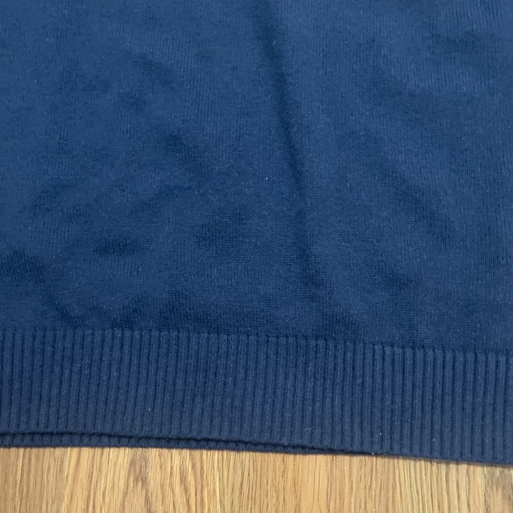 L.L. Bean Sweater Mens Large Tall Lambswool V-Neck Navy Pullover